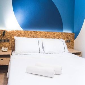 Standard Zimmer mit Kingsize-Bett
